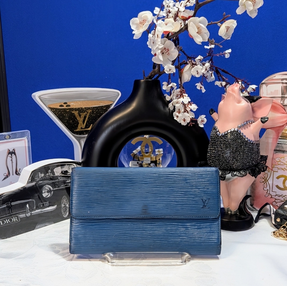LOUIS VUITTON BLUE EPI Continental WALLET